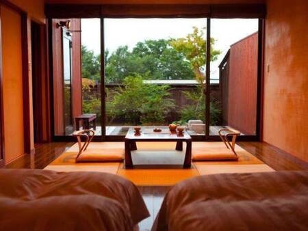 【露天・内湯付き離れ和洋室　ツインベッド/一例】