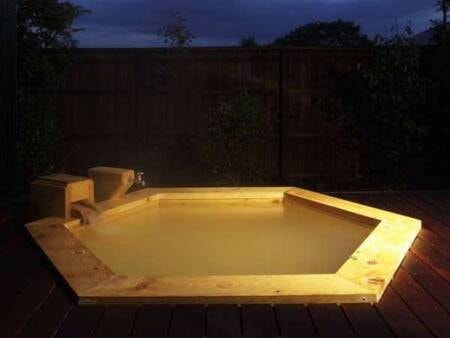 【檜-客室露天風呂/一例】