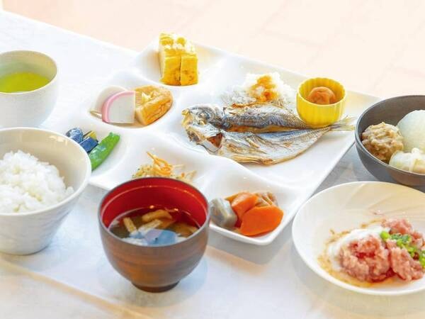朝食バイキング/例