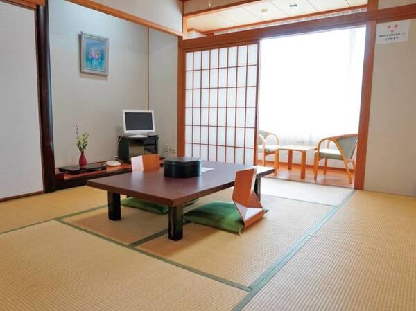 和室8畳/例