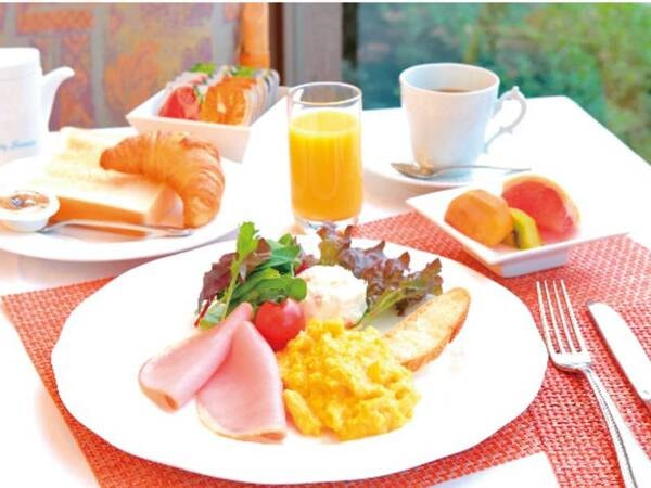 【朝食/当日選択制】アメリカンブレックファースト/例 約704 Kcal