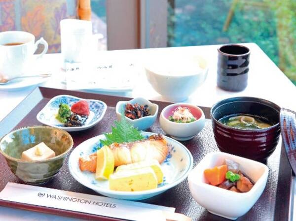 【朝食/当日選択制】和朝食/例　約352 Kcal