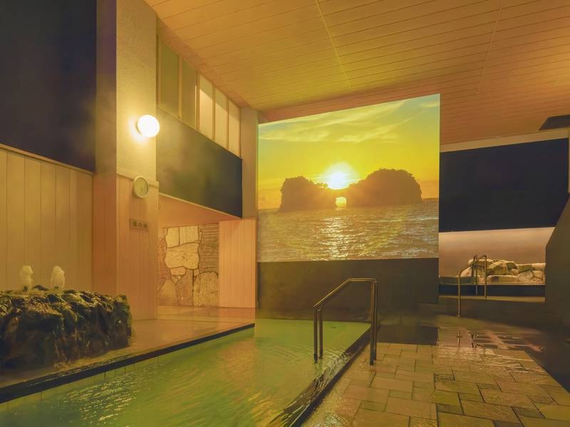 【大浴場「夕月」】プロジェクションマッピングを楽しめる