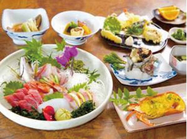 焼き伊勢海老+貝料理1品付！海鮮づくし/例