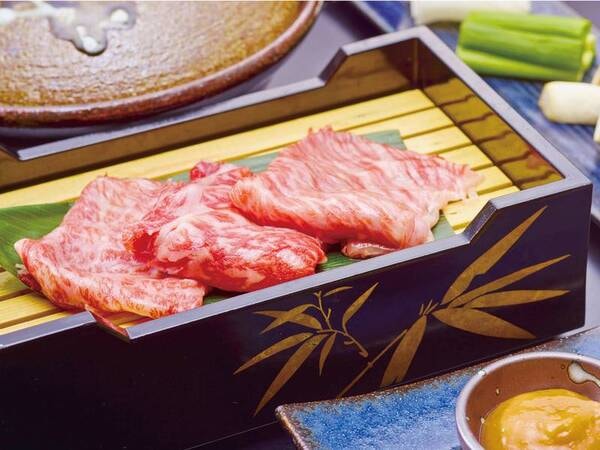 【熊野の夏の肉尽くし】柔らかく口の中でとろける松坂牛・伊賀牛・熊野牛（例）