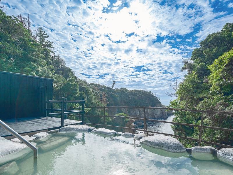 展望露天風呂「はまゆうの湯」(男性)