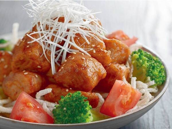 マグロ頭肉の油淋ソース/例