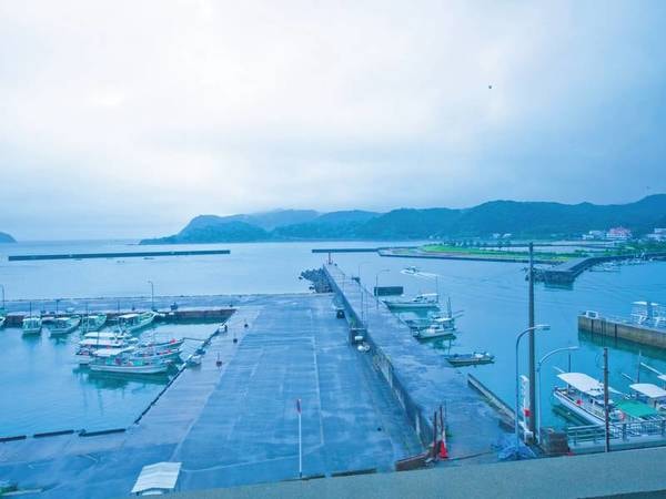 【宿周辺景色】目の前が海！散歩も◎