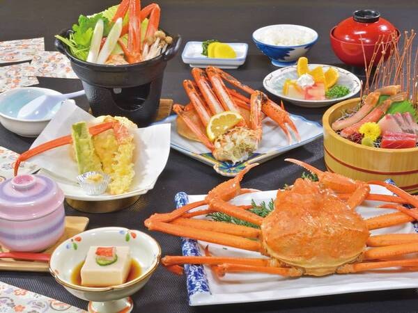 【定番！紅蟹尽くし会席】漁獲量が多い為リーズナブルに提供できる紅ずわい蟹。境港直送です。