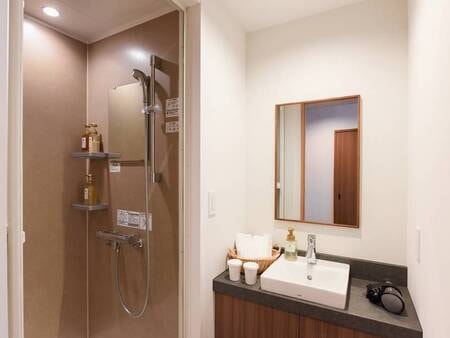 *【東館ツイン】シャワールーム・独立洗面所付のお部屋です