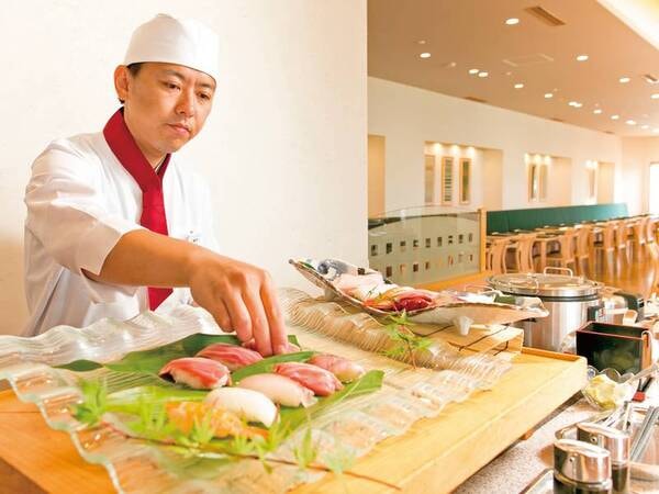 バイキングプランの夕食(寿司も食べ放題)/例