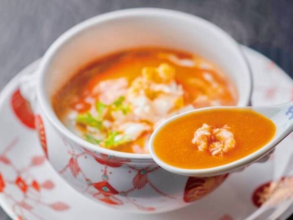 モサ海老と蟹の旨味凝縮の濃厚スープ/例