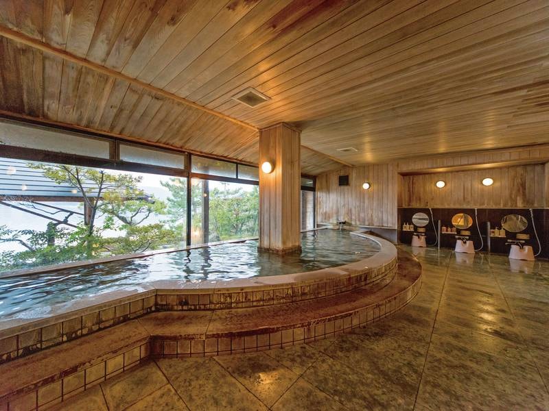 【内湯/幸助湯】初代当主の幸助が発見した源泉を守り続ける