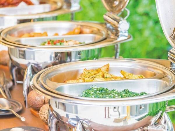 朝食はブッフェ例