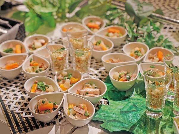 【2食付ブッフェの夕食料理/例】