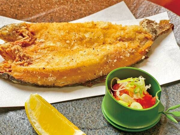 【夕食/例】宿名物!イワナの唐揚げ