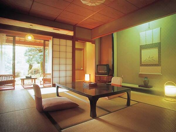 古き良き日本家屋の魅力を静かに感じさせてくれる和室/一例