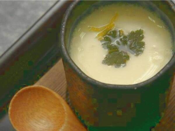 【夕食/例】繊細な味付けの茶碗蒸し

