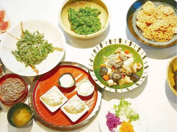 【朝食バイキング/イメージ】和食メニューも豊富にございます