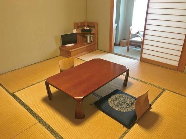和室8畳/例