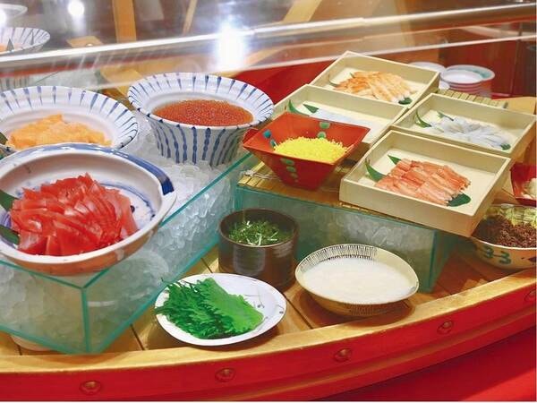 【夕食バイキング/例】新鮮な旬の海の幸が盛り沢山!