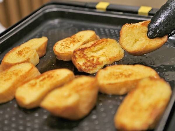【朝食バイキング/例】朝といえばフレンチトースト!ふわとろ食感をお楽しみください