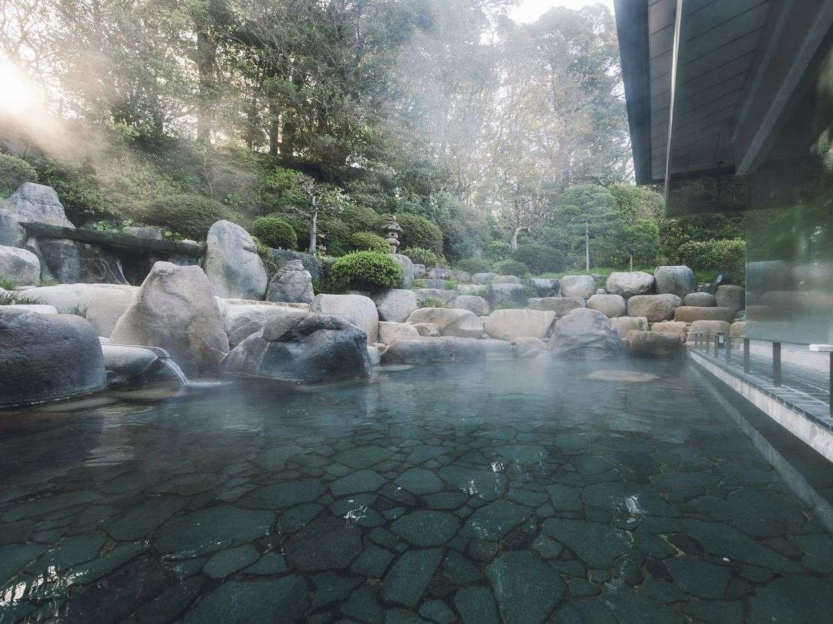 神話の湯/露天風呂