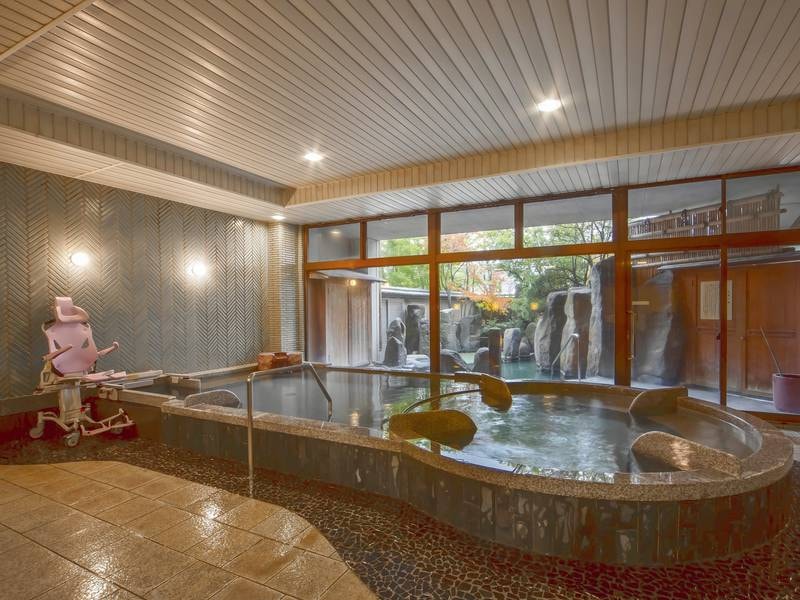 女性大浴場（リフト付シャワーキャリー設置場所/要予約・無料貸出）