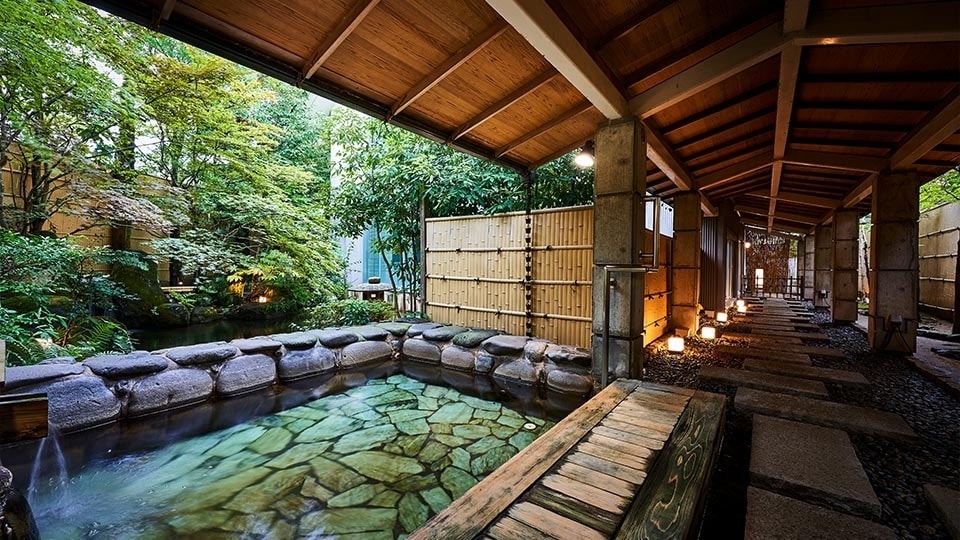 【露天風呂：月照の湯】肌に優しく、効能も豊かな玉造温泉をご堪能ください。