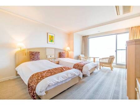 【ホテルシャトー客室/例】お部屋のサイズは宿泊人数(2～4名)に合わせてホテルおまかせ