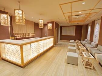 京ごはんと露天風呂の宿 ゆのはな月や／フロント