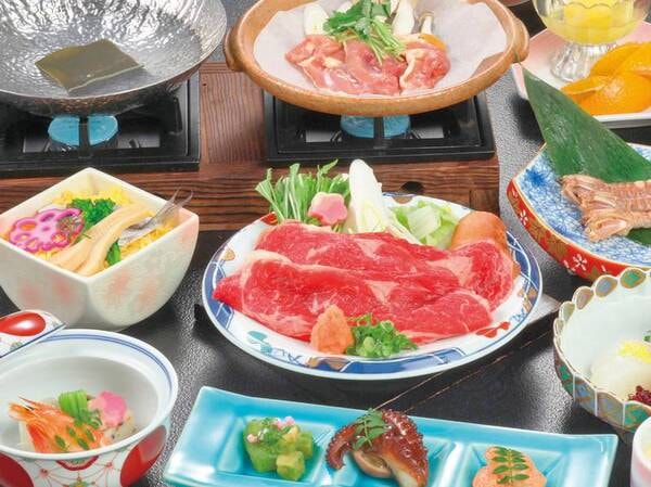 おふたりそれぞれ、違う会席をお出しします（お料理分け愛･みまさか会席の例）