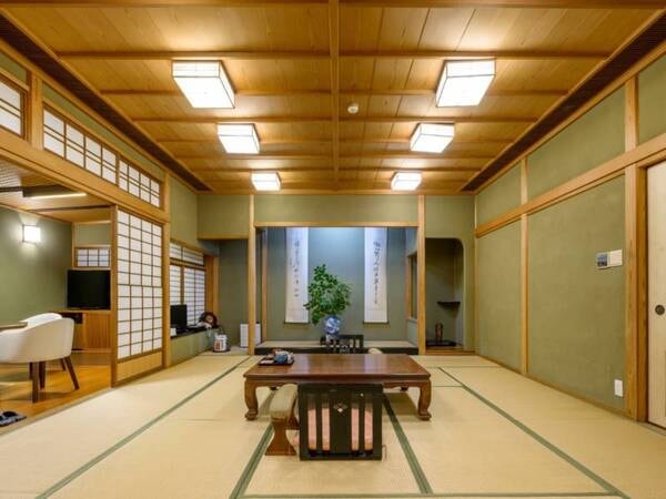 【蘭石亭】四季の彩りを感じられる寛ぎの客室。庭園を眺めながら優雅なひと時をお過ごし下さい(客室一例)