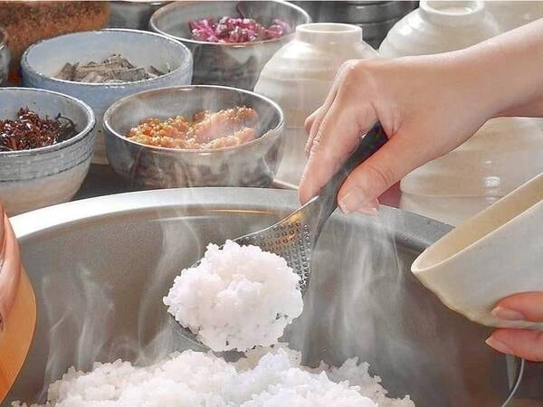 【朝食ビュッフェ】炊き立てご飯/例