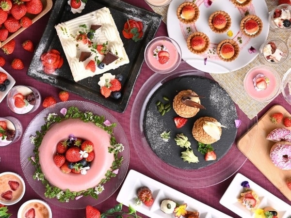 【ディナービュッフェ（5月7日～7月20日）/例】いちごのスイーツビュッフェ