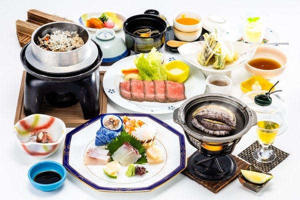 【鮑踊り焼き付き基本会席/2026年 秋の一例】
