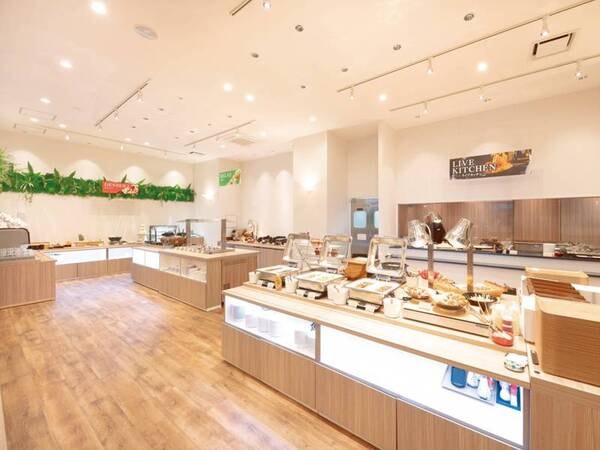 【レストラン】夕食は隣接のリブマックスリゾート宮浜温泉oceanでのバイキング