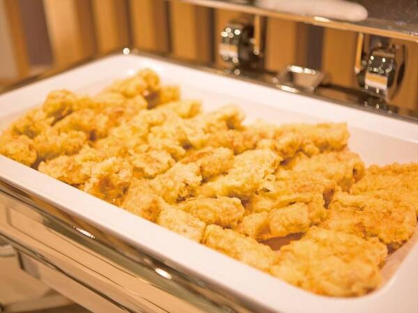 夕食ビュッフェ/例