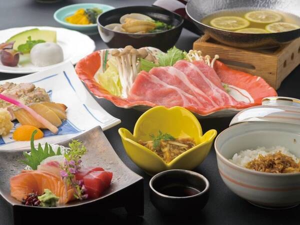 【和食基本会席/例】地産食材と名物料理をお腹いっぱい満喫できる会席