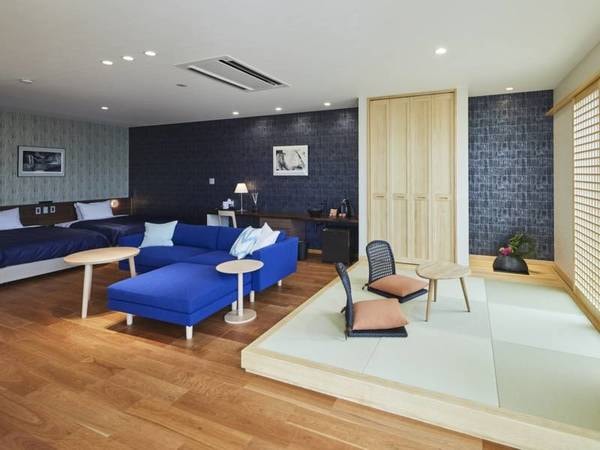 【露天風呂付き　和洋室（藍）】広島マルニ木工による藍色のHiroshimaシリーズの家具が揃う