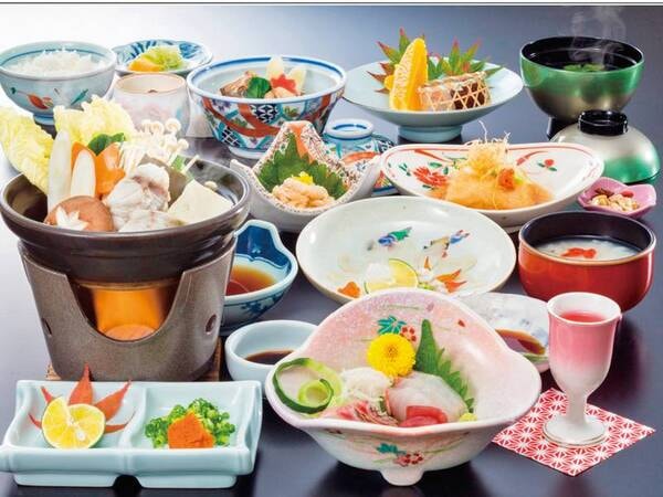 【四季会席/例】楊貴妃が好んだといわれる料理を含む会席料理。お造り3種盛、国産牛のすき焼き、鯛の荒炊き、白子豆腐揚げ出し。薬膳粥 等