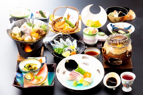 あわび踊り焼き＆ふぐ料理3品付/例