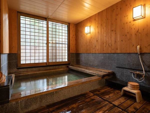 【しぇふず専用・檜大浴場】19時までは貸切風呂をしぇふず専用の大浴場として利用可能