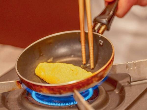 【朝食ビュッフェ/例】実演!出来立てオムレツ
