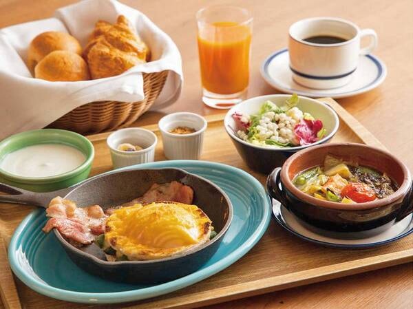 【洋朝食/例】朝食は洋食・和食・ブッフェよりお好みで選べる（※ブッフェは季節によりクローズの場合あり）