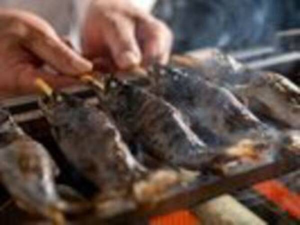 夕食一例/ライブキッチンコーナー「山女魚の塩焼き」