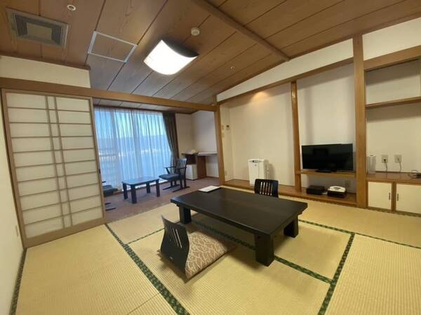 【和室/例】狩野川と伊豆長岡の街並みを見渡せる客室