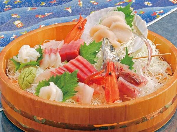 【お造り桶盛り/例】※お造りが桶盛にグレードアップ