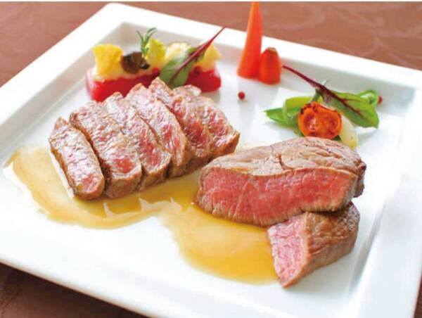 【伊賀牛・松阪牛食べ比べプラン】ステーキ(ホテルシャンベール)一例
