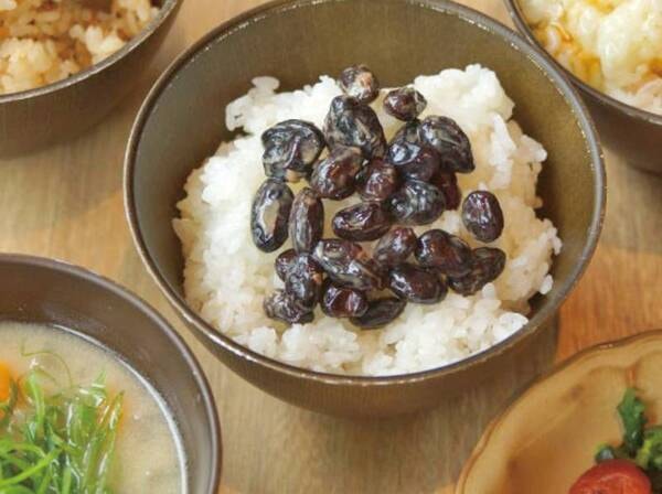 【朝食/一例】ごろごろ大粒の「黒豆納豆」は豆感があるので、納豆好きの方から苦手な方までお楽しみいただけます!